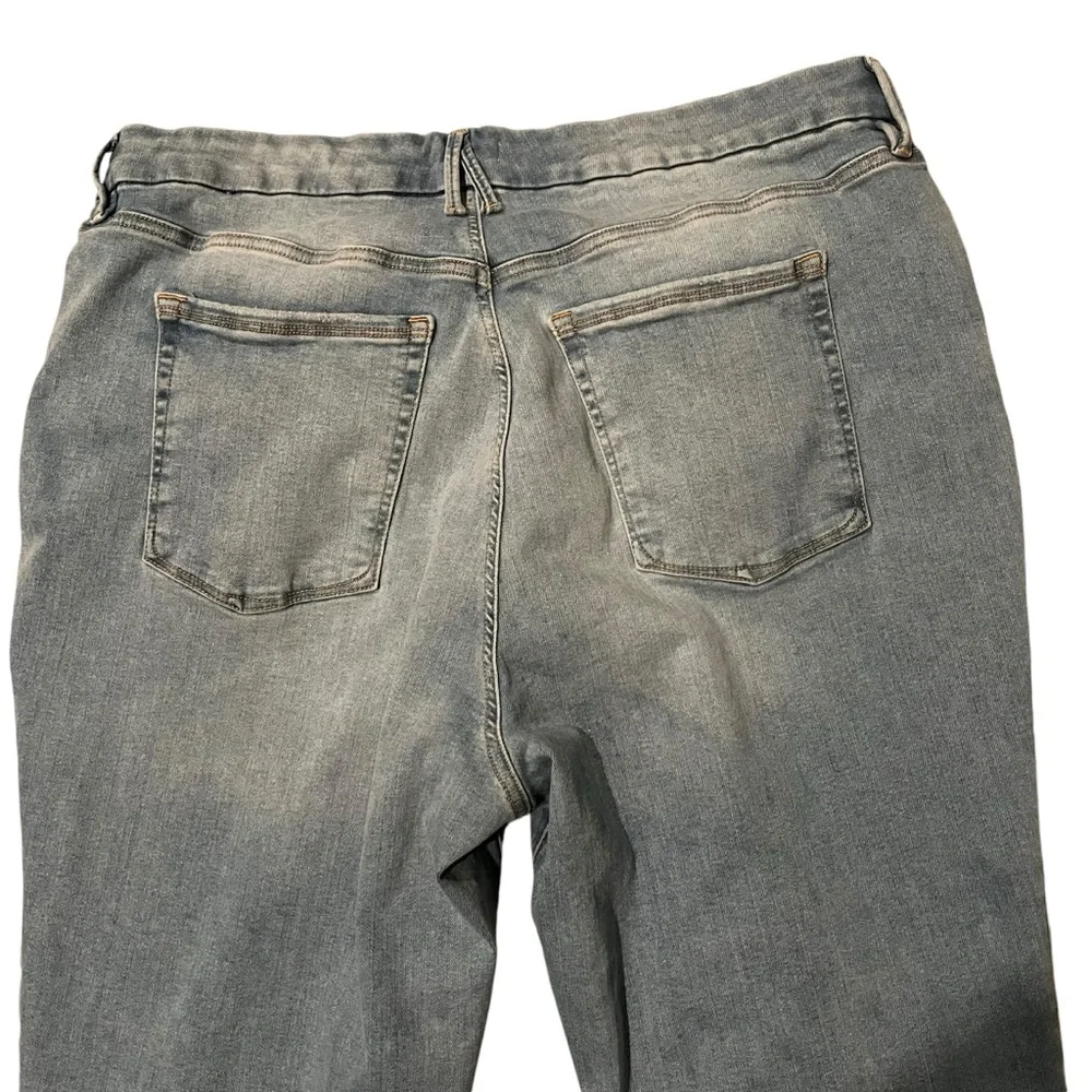 Good American Always Fits Good Classic Slim Straight Jeans, Sz 20-26 - Picture 10 of 16